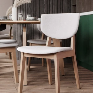 Дизайнерский обеденный стул из массива дуба Tomas в интерьере: фото 