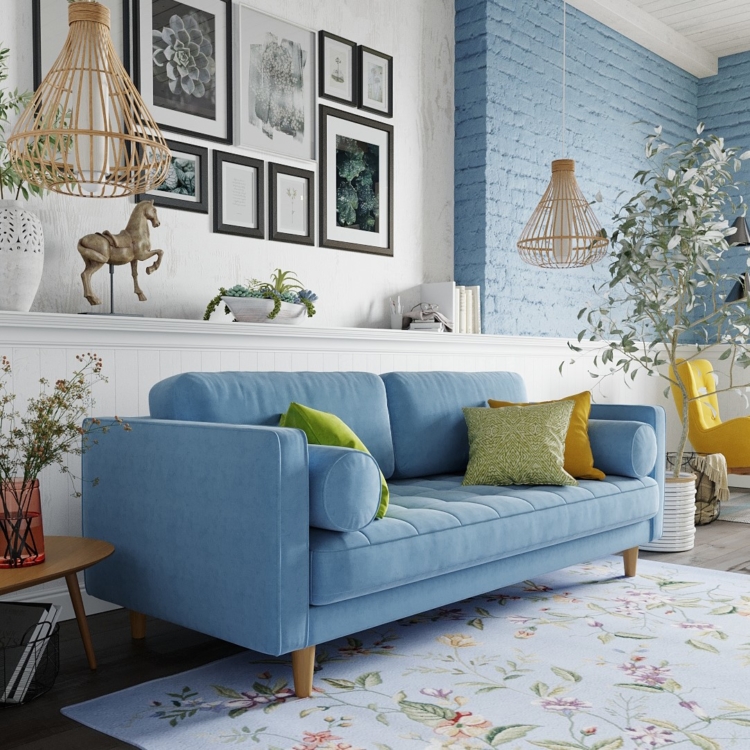Интерьер гостиной с небесно-голубым диваном Scott: фото