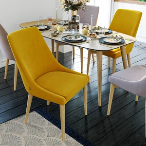 Интерьер обеденной с желтыми и серыми стульями Miami и столом Ronda Portu: фото 1