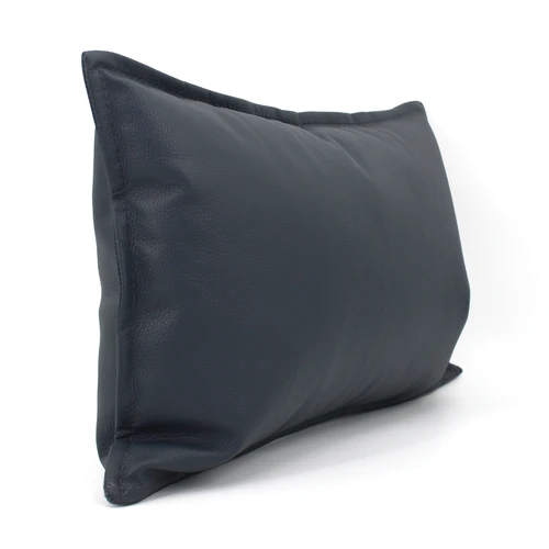 Подушка декоративная прямоугольная в коже, 60×38 см Latty